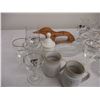 Image 2 : Candy dish, stemmed glasses, misc
