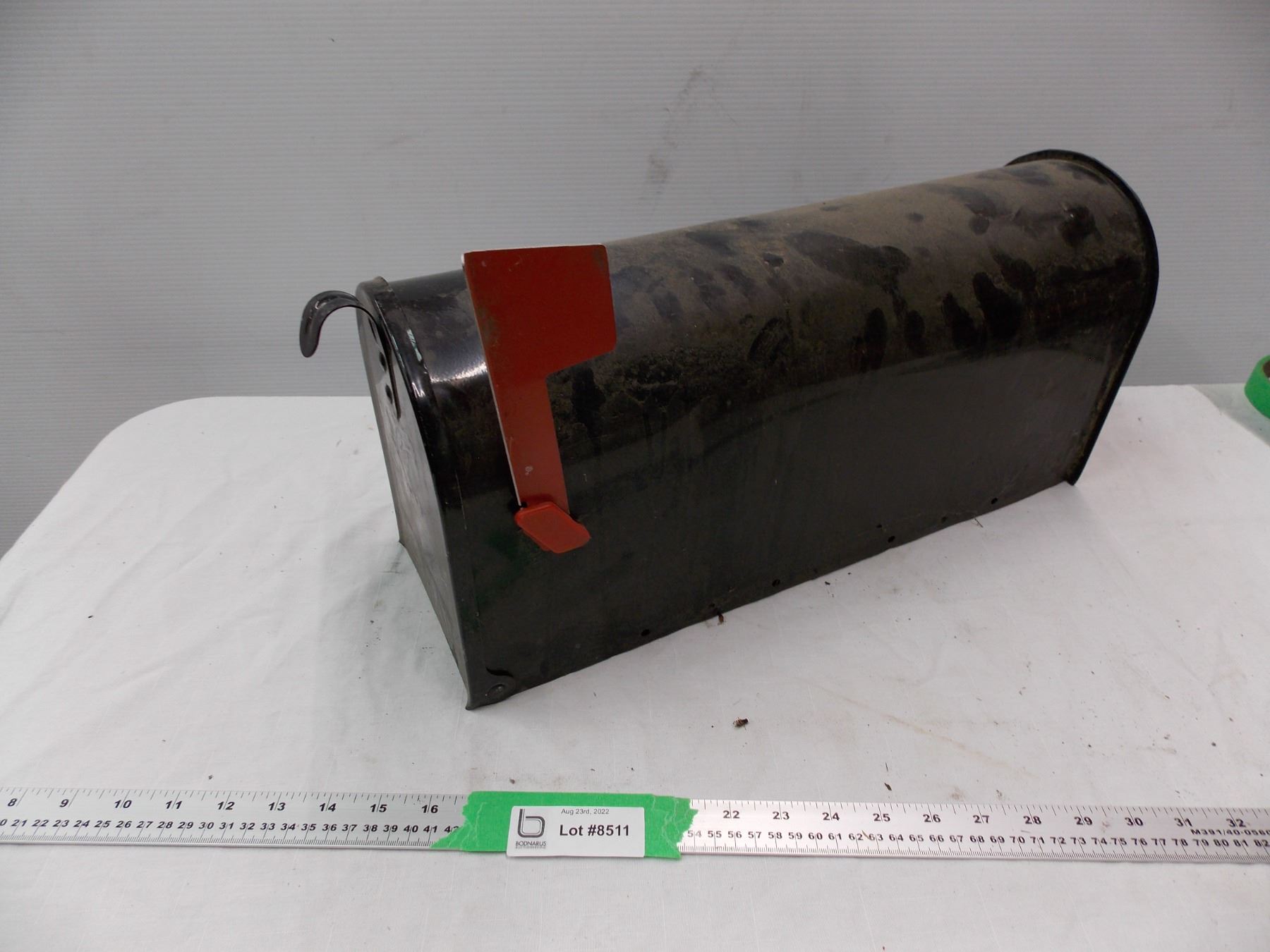 Mail box - Bodnarus Auctioneering