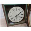 Image 5 : Self Winding Clock Co New York 14.5" x 14.5"