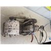 Image 2 : Old School Air Compressor - Plugged in Working