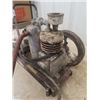 Image 3 : Old School Air Compressor - Plugged in Working