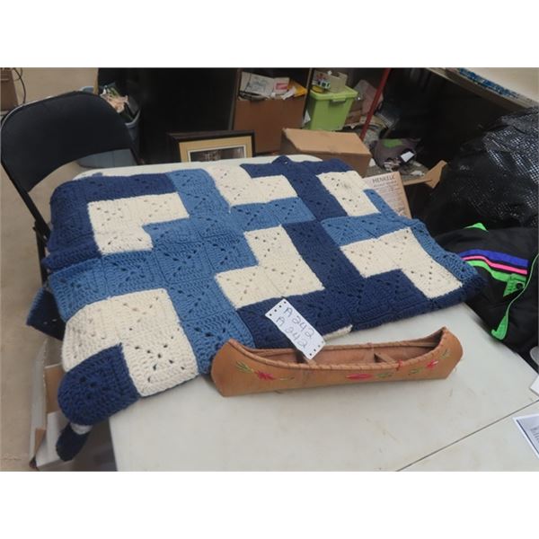 Afghan Blanket & Birch Canoe Display