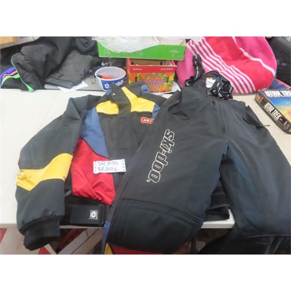 Ski-Doo 2 pc Suit Ladies Sz Lg