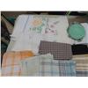 Image 2 : 40 pc of Linen ; Doilies, Cloths, Runners plus More