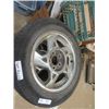 Image 2 : 4 Tires with Rims 225 / 50 R16 off 2004 Grand Am