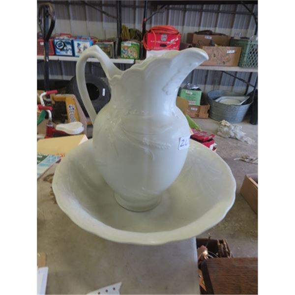 Pitcher + Basin by J+G Meakin