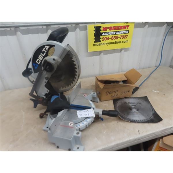 Delta Mitre Saw with Extra Blades
