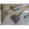 Image 3 : 5 Yard Tools; Hedge Clippers, Rake, Sledge Hammer, Squeegee, Edger