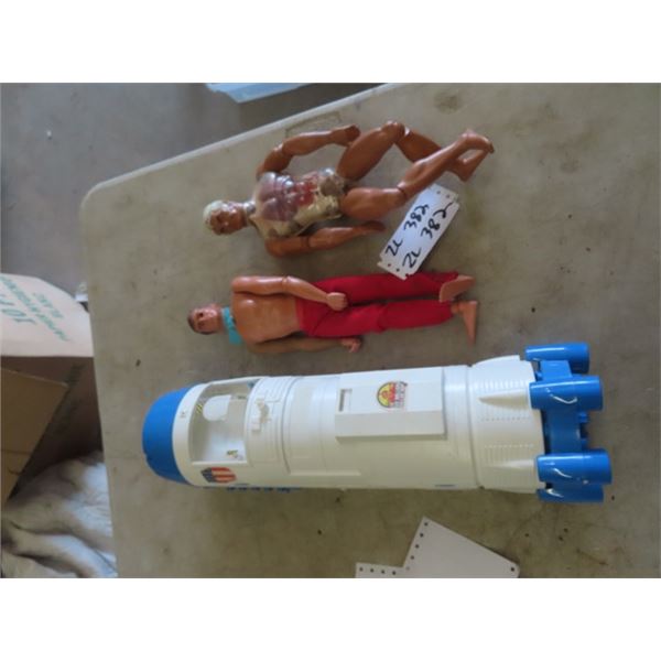 6 Million Dollar Man Figurine & Capsule - 1970's