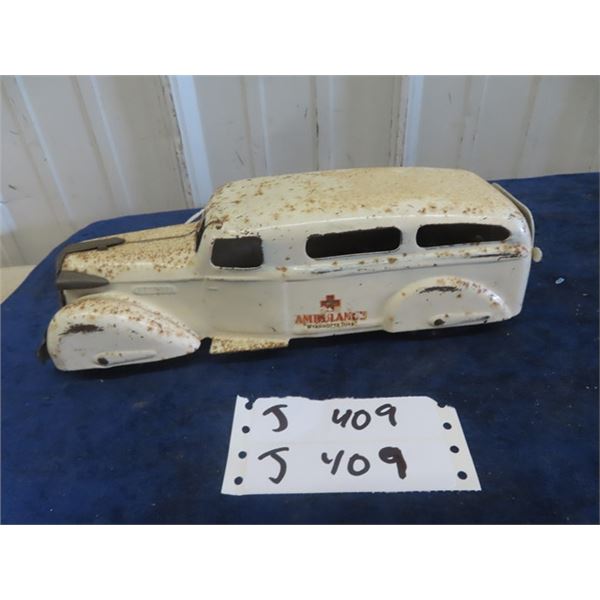 Wyandotte Pressed Metal Ambulance 11"x3.5"x3"