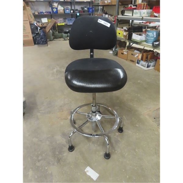 Drafting Swivel Stool with Adjustable Height