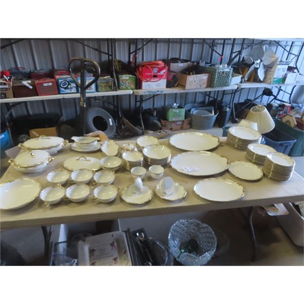 75 pc Limoges Place Setting