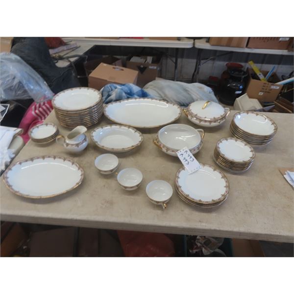 45 pc Limoges Place Setting - Hudson Bay Company