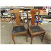 Image 1 : 2 Oak Dining Room Chairs