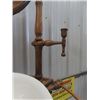 Image 5 : Oak Barley Twist Wash Stand with Pitcher & Bowl