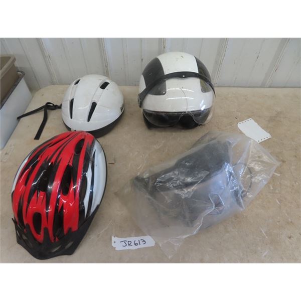 2 Bike Helmets, Motorcycle Helmet & Heated Visor