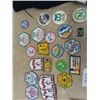 Image 5 : Miscellaneous Patches, 2 Tin Lanterns, Tin Robot