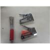 Image 2 : 3 Staplers, Staples, Hole Saw Kts, Nail Puller, Tape Measures, Pipe Clamp, Small Sledge Hammer