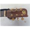 Image 4 : Accoustic Guitar Model K