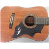 Image 5 : Accoustic Guitar Model K
