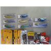 Image 4 : 16 Lures, 6 Bags of Power Bait, 12 Packs Pike Spin Rig