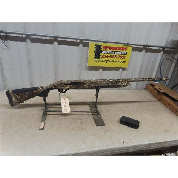 ATA Venza SA 28" 12 Gauge 3" Magnum Serial # 187 004598 - Synthetic - comes with Extra Choke - with 