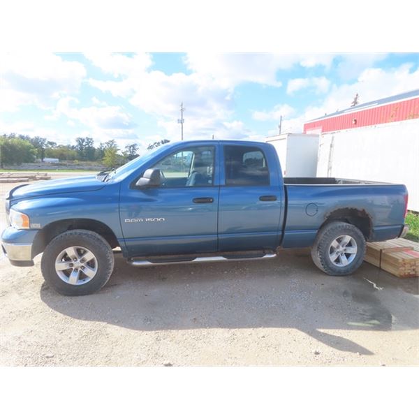 05 Dodge SLT Ram 1500 4x4 5.7 Hemi A/T Quad Cab- With TOD - NO Safety - Rust on Box but Can is Good