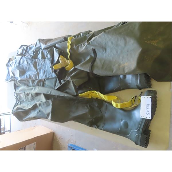 Black Arrow Stream Feather Chest Waders Sz 12 & 2 Pair Ranger Fishing Waders Sz LG - 1 seems new or 