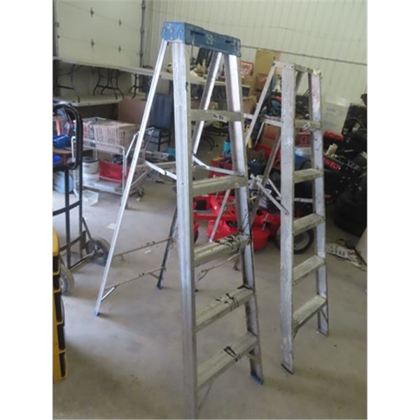 2 Aluminum Step Ladders