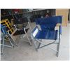 Image 2 : 4 Folding Yard Chairs