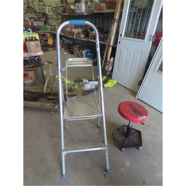 Aluminum Stepper & Adjustable Parts Stool on Casters
