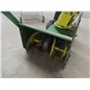 Image 2 : John Deere 5 HP 20" Snowblower - Working