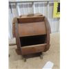 Image 3 : Wooden Butter Churn - Nice but 1 wooden panel missing