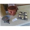 Image 2 : Vases, Picture Frames, Elephant Planter