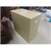 Image 2 : Metal 2 Drawer Filing Cabinet 28" x 27" x 16"