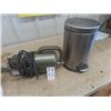 Image 2 : Shark Dust Buster, New Mop, Stainless Steel Garbage Can