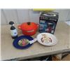 Image 1 : New B+D Power Can Opener, Cast Pot with Lid, Plate, Chopper