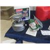 Image 3 : New Old Stock 2 Coleman Stoves with Boxes & Pamphlets; 1) Sports 2 533A 700G, 1) Deluxe Sportster 2 