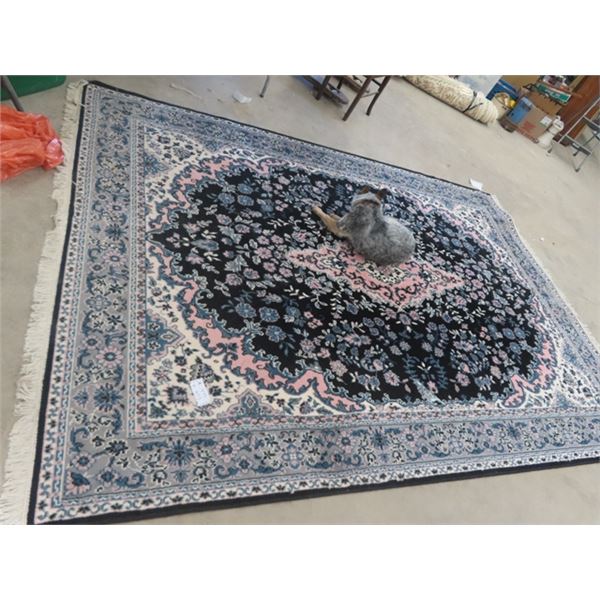 Area Rug 95" X 132"