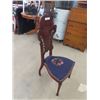Image 4 : Mahogany Fancy Peti Point Chair