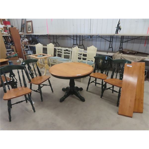 Pedestal Table 28" x 40" with (2) 10" Leaves & 4 Chairs