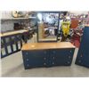 Image 2 : 4 pc Bedroon Suite; Dresser 61" x 17" x 29" + Mirror 38" x 27" , Dresser 52" x 31" X 17" , Night Tab
