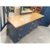 Image 3 : 4 pc Bedroon Suite; Dresser 61" x 17" x 29" + Mirror 38" x 27" , Dresser 52" x 31" X 17" , Night Tab