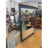 Image 4 : 4 pc Bedroon Suite; Dresser 61" x 17" x 29" + Mirror 38" x 27" , Dresser 52" x 31" X 17" , Night Tab