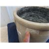 Image 4 : 4 Gal Salt GLaze Crock