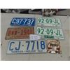 Image 1 : 5 License Plates & Veedol Metal Display