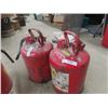 Image 2 : 5 Metal Gas Cans