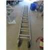 Image 1 : Aluminum Extension Ladder