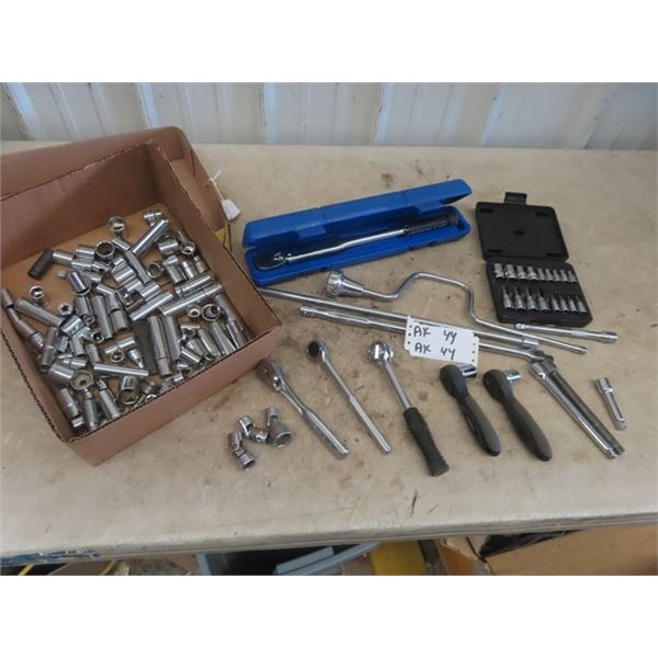 Sockets, 3/8" Ratchet, Speed Bar, Extensions, Torque Wrench, 3/8