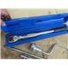 Image 2 : Sockets, 3/8" Ratchet, Speed Bar, Extensions, Torque Wrench, 3/8" Torque Set  - Standard & Metric Un